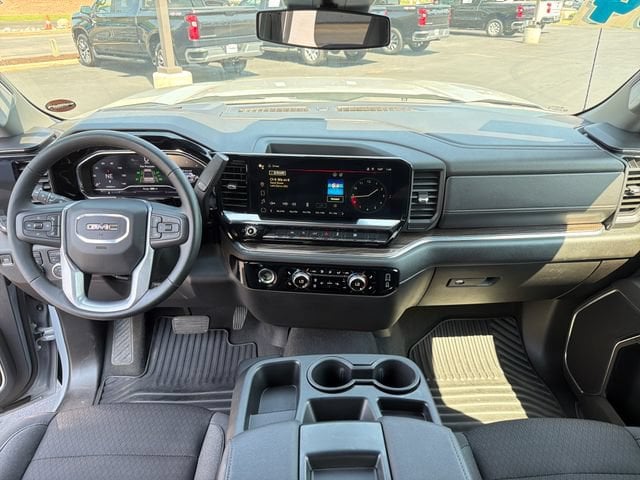 2024 GMC Sierra 1500 Elevation - Photo 11