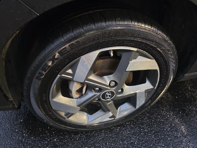 2024 Hyundai Venue SEL - Photo 13