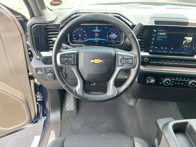 2022 Chevrolet Silverado 1500 LT - Photo 16