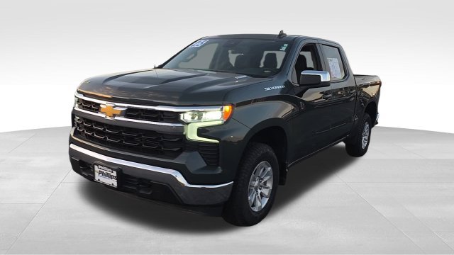 2025 Chevrolet Silverado 1500 LT - Photo 17