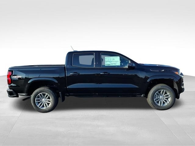 2026 Chevrolet Colorado LT - Photo 2