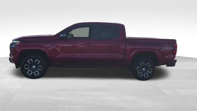 2024 Chevrolet Colorado LT - Photo 14