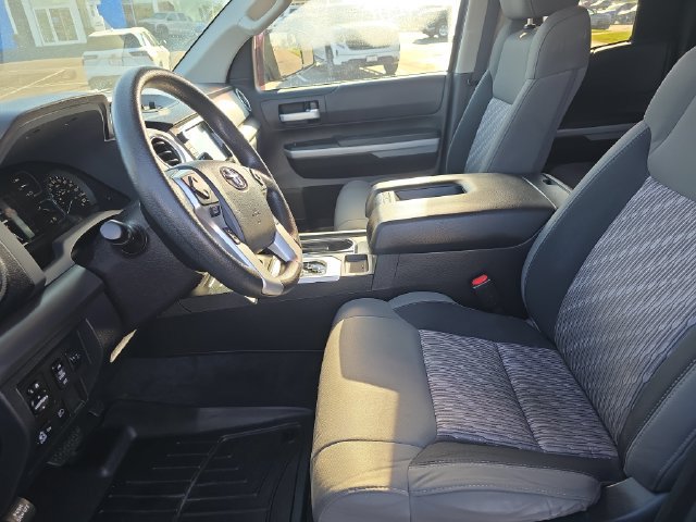 2020 Toyota Tundra SR5 - Photo 20