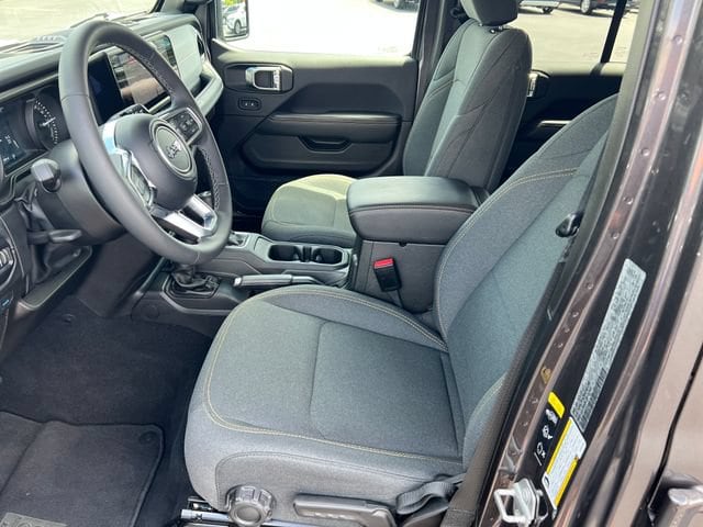 2025 Jeep Wrangler 4xe Sahara 4XE - Photo 12