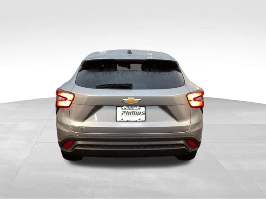 New 2026 Chevrolet Trax LS SUV