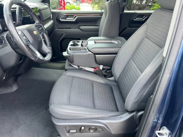 2022 Chevrolet Silverado 1500 LT - Photo 12