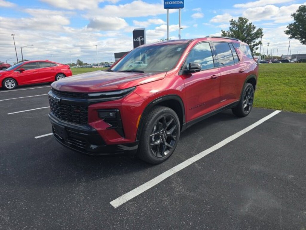 Used 2026 Chevrolet Traverse RS SUV