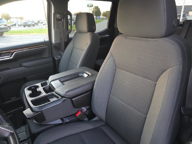 2025 Chevrolet Silverado 1500 LT - Photo 18