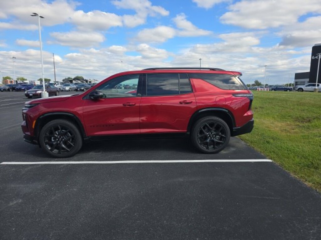 Used 2026 Chevrolet Traverse RS SUV