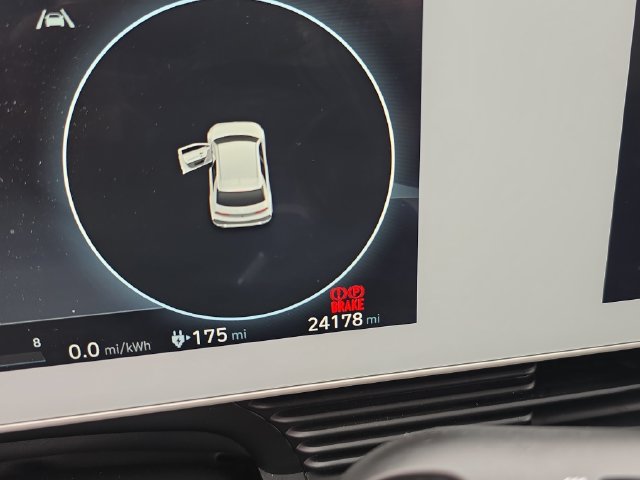 2024 Hyundai IONIQ 5 SE - Photo 27