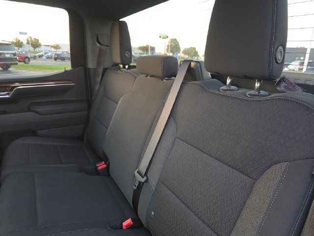2025 Chevrolet Silverado 1500 LT - Photo 22