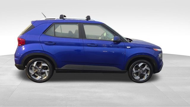 2024 Hyundai Venue SEL - Photo 10