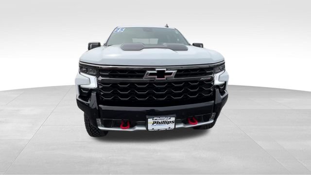 2025 Chevrolet Silverado 1500 ZR2 - Photo 11