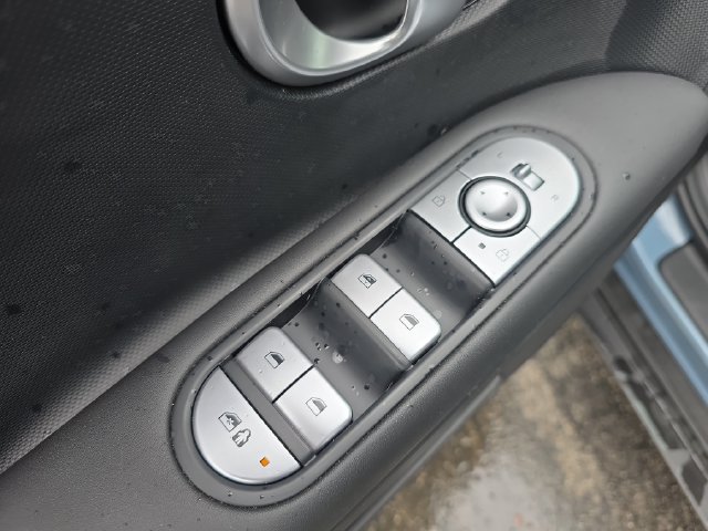 2024 Hyundai IONIQ 5 SE - Photo 10