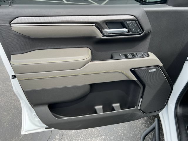 2025 Chevrolet Silverado 1500 ZR2 - Photo 12