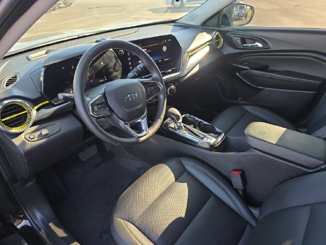 2025 Chevrolet Trax Activ - Photo 12