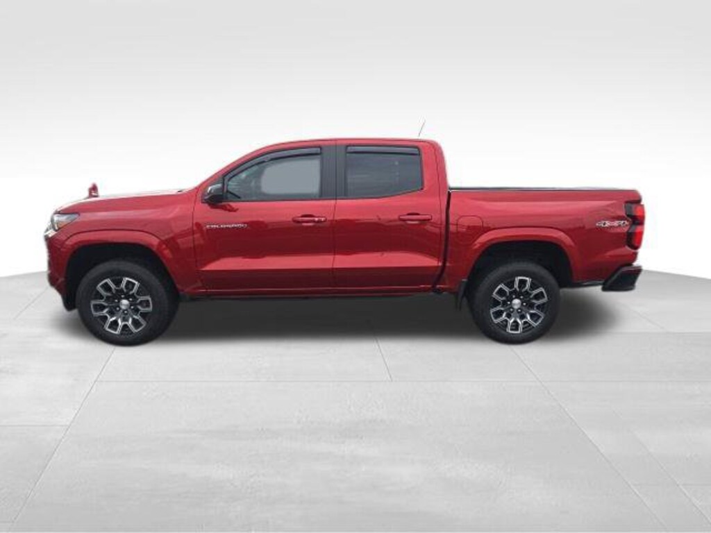 Used 2024 Chevrolet Colorado LT Truck Crew Cab