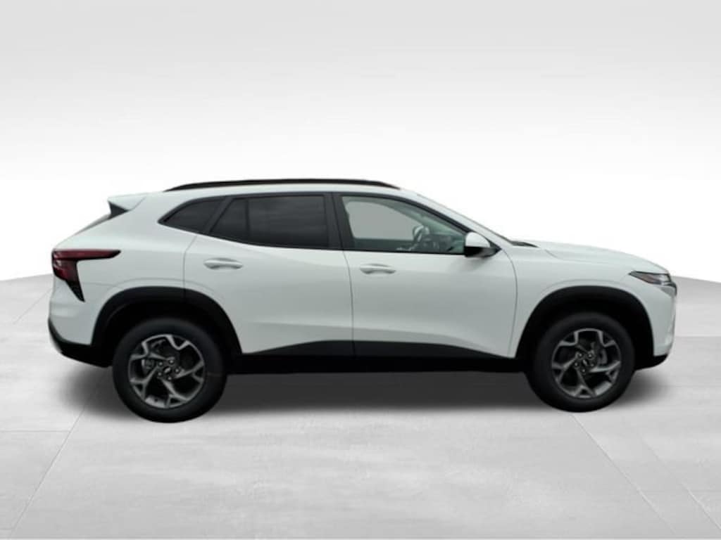 New 2026 Chevrolet Trax LT SUV
