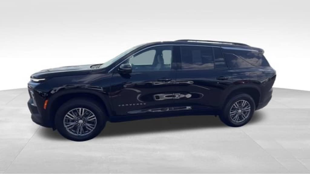 Used 2026 Chevrolet Traverse LT SUV
