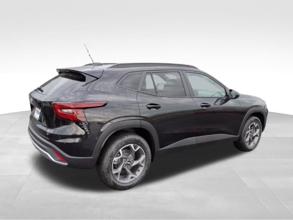 New 2026 Chevrolet Trax LT SUV