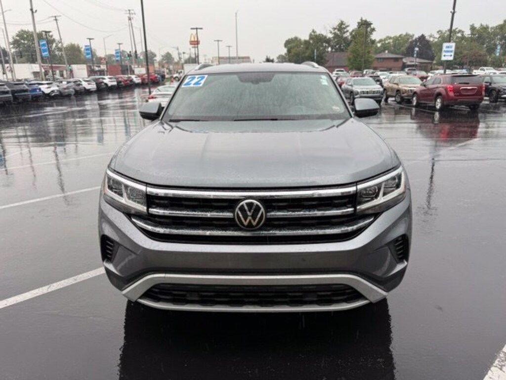 Used 2022 Volkswagen Atlas Cross Sport 2.0T SE SUV