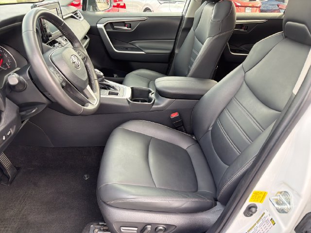 2022 Toyota RAV4 XLE Premium - Photo 10