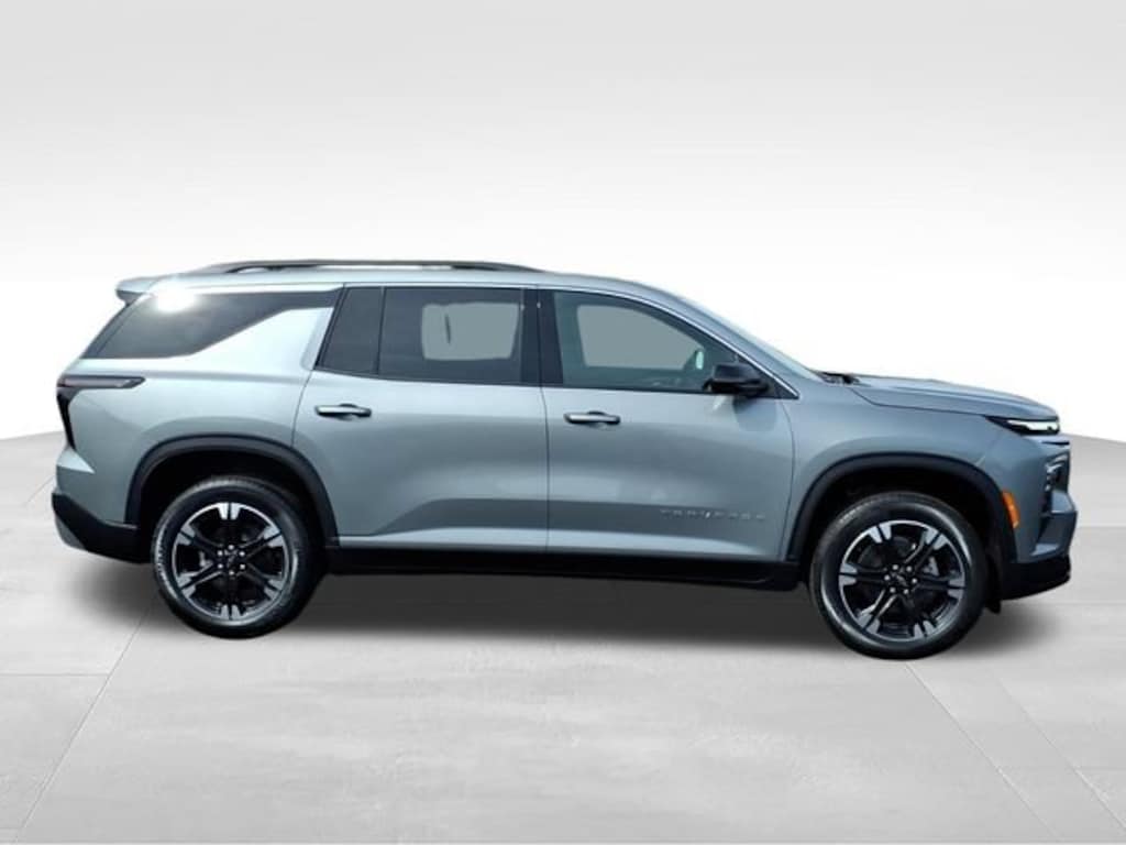 New 2027 Chevrolet Traverse LT SUV