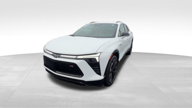 Used 2024 Chevrolet Blazer EV RS with VIN 3GNKDCRJ0RS159866 for sale in Lansing, IL