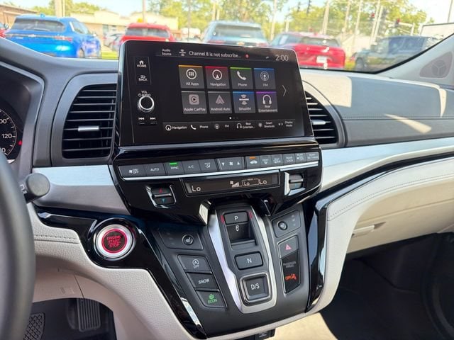 2025 Honda Odyssey Touring - Photo 20
