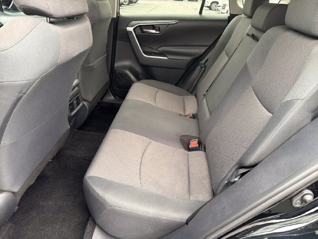 2019 Toyota RAV4 XLE - Photo 25