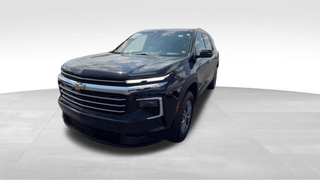 Used 2026 Chevrolet Traverse LT SUV