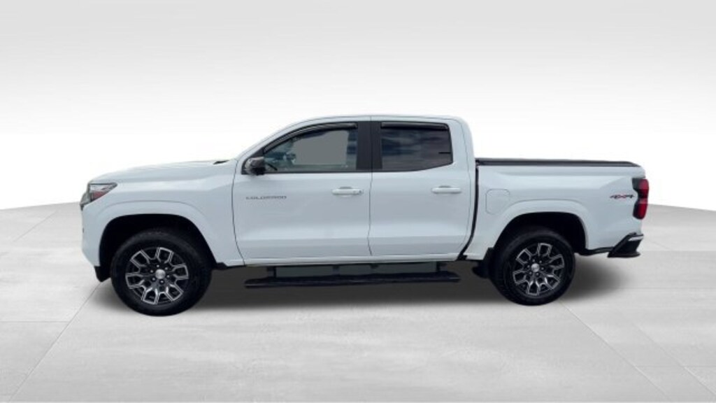 Used 2024 Chevrolet Colorado LT Truck Crew Cab