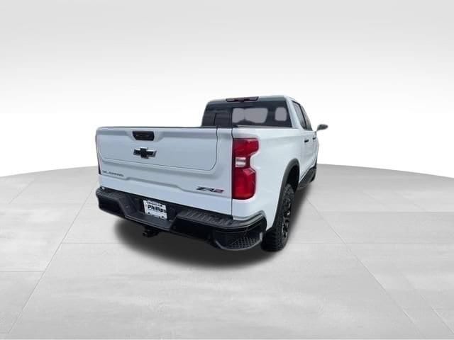 2026 Chevrolet Silverado 1500 ZR2 - Photo 13