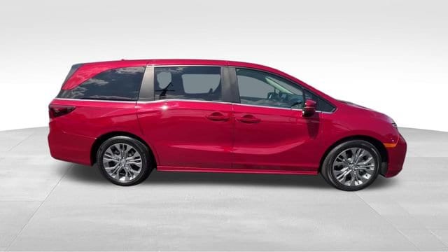 2025 Honda Odyssey Touring - Photo 8