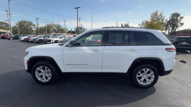 Used 2023 Jeep Grand Cherokee Limited 4x4 SUV