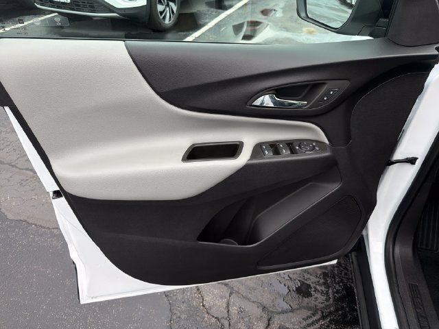 2024 Chevrolet Equinox LS - Photo 11