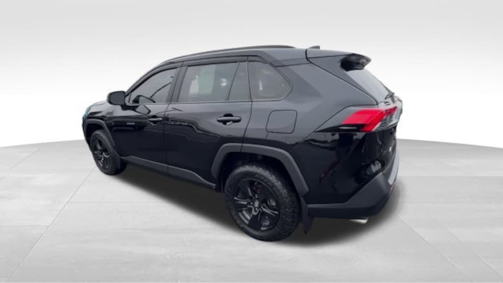 Used 2019 Toyota RAV4 XLE SUV