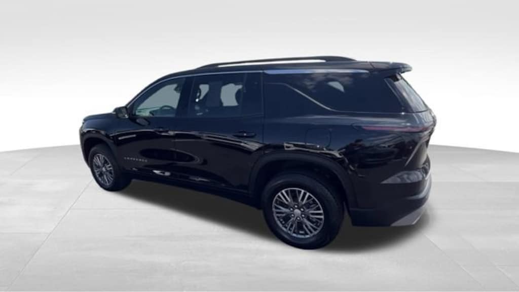 Used 2026 Chevrolet Traverse LT SUV