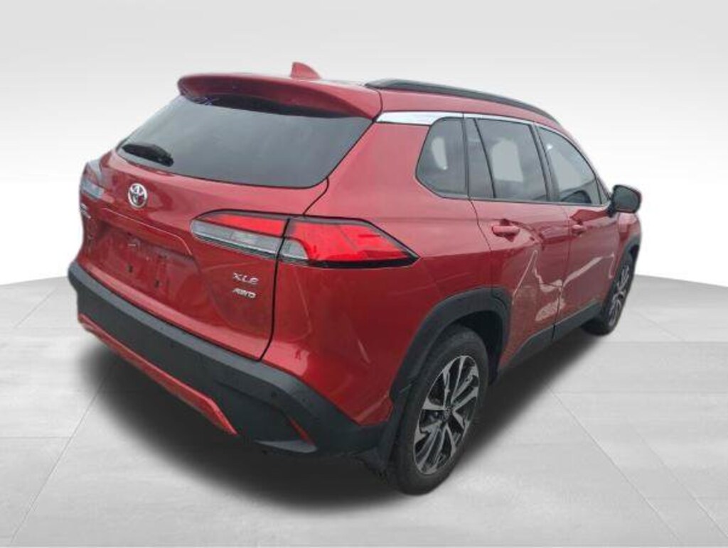 Used 2024 Toyota Corolla Cross XLE SUV