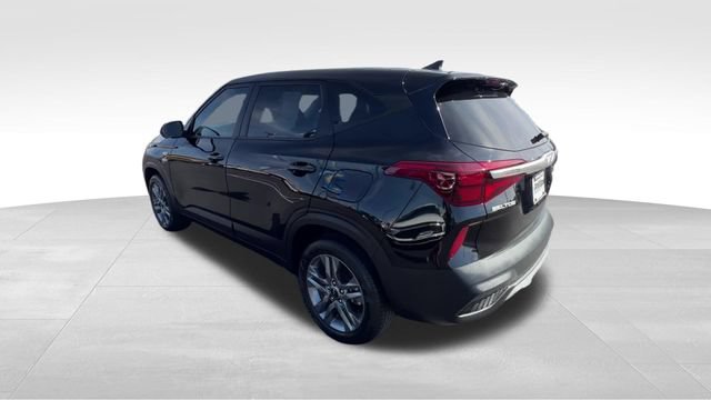 Used 2023 Kia Seltos LX SUV