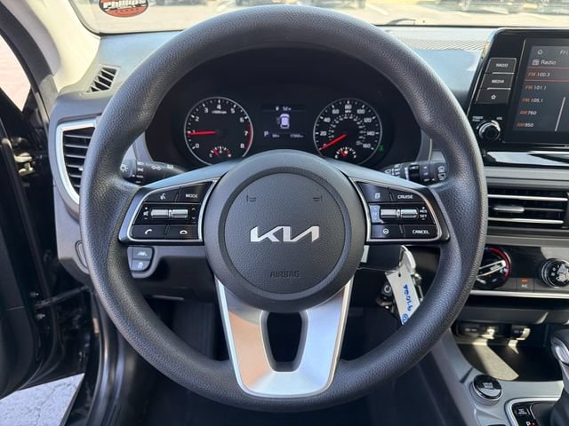 2023 Kia Seltos LX - Photo 16