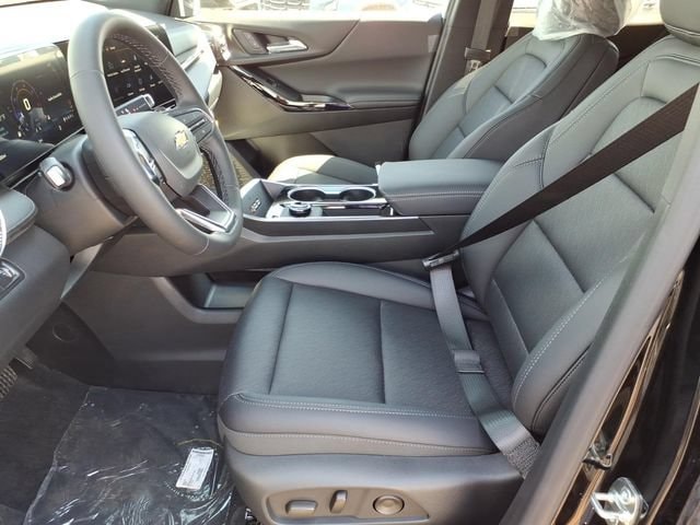 2027 Chevrolet Equinox LT - Photo 6