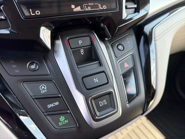 2025 Honda Odyssey Touring - Photo 24