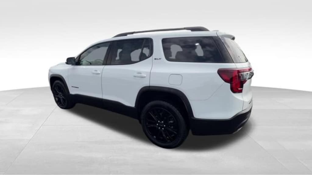 Used 2023 GMC Acadia SLT SUV