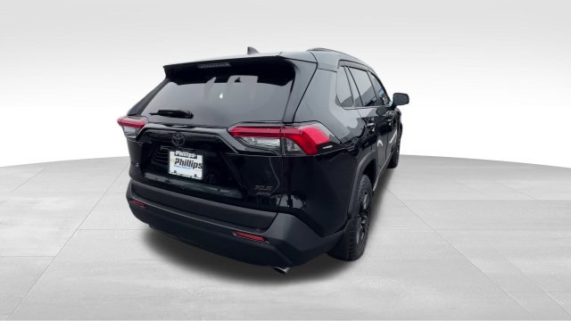 2019 Toyota RAV4 XLE - Photo 7
