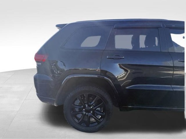 Used 2020 Jeep Grand Cherokee Altitude SUV