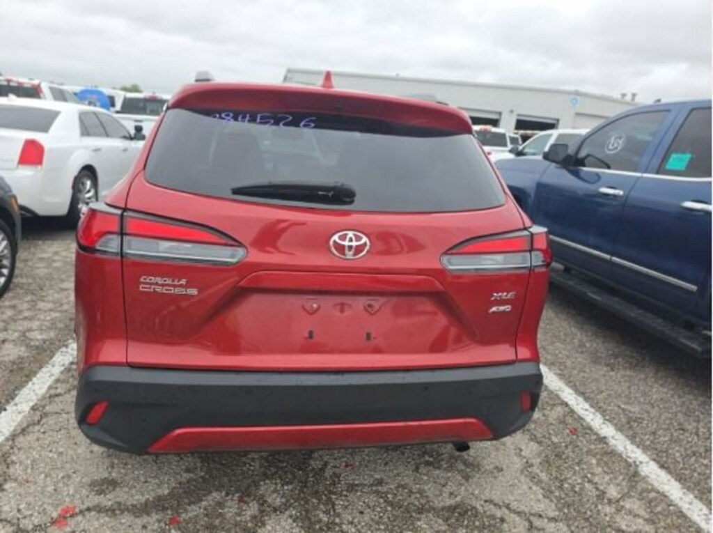 Used 2024 Toyota Corolla Cross XLE SUV