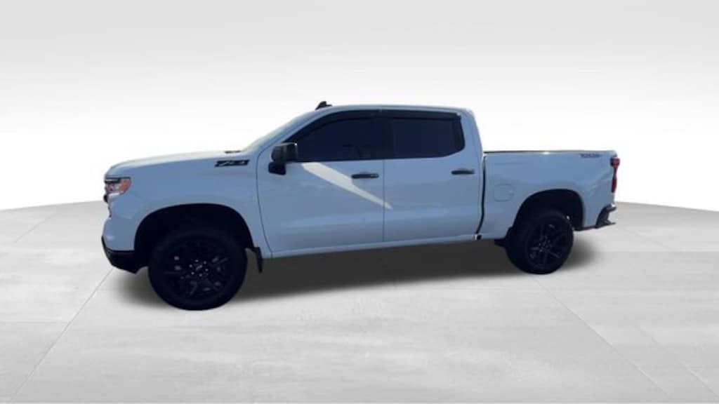 Used 2024 Chevrolet Silverado 1500 LT Trail Boss Truck Crew Cab
