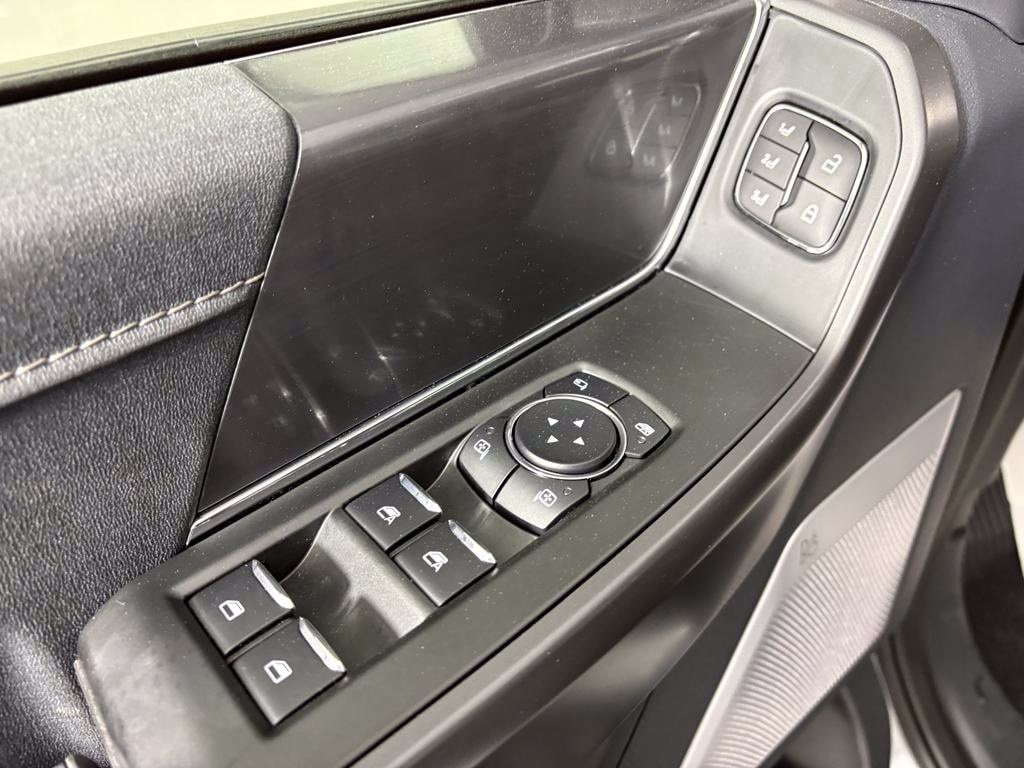 2025 Ford F-150 Lariat - Photo 17