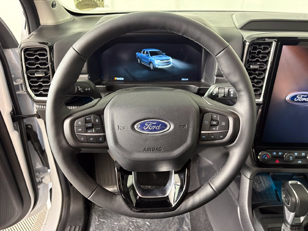 2025 Ford Ranger Lariat - Photo 17